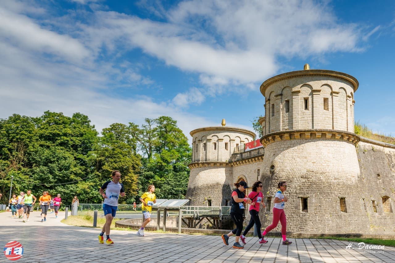 J.P. Morgan City Jogging - image